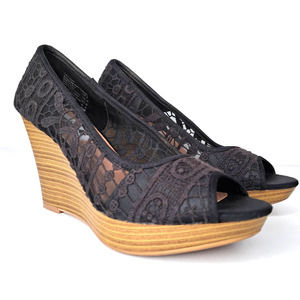 American Eagle Wedges Black Lace 4" Heels Women's Size 8